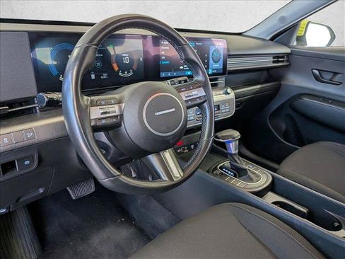 Used 2024 Hyundai Kona SEL FWD image 9