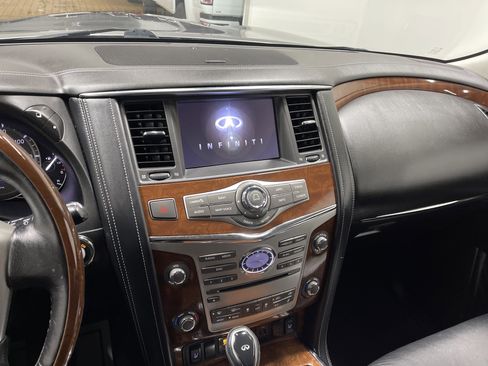 Used 2019 INFINITI QX80 Luxe image 29