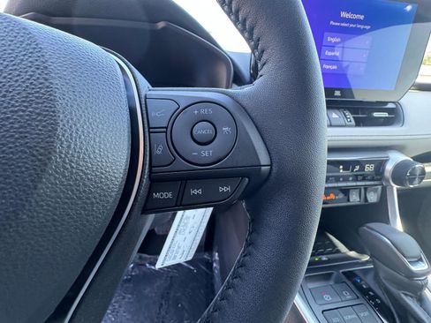 New 2025 Toyota RAV4 XLE image 20