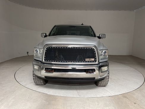 Used 2013 RAM 2500 Laramie w/ Convenience Group image 2