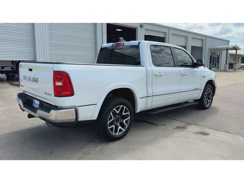Used 2026 RAM 1500 Laramie AWD/4WD image 8