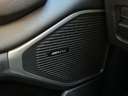 Used 2023 Jeep Wagoneer 4WD w/ Premium Group I image 21