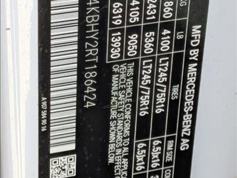 Used 2024 Mercedes-Benz Sprinter 2500 image 23