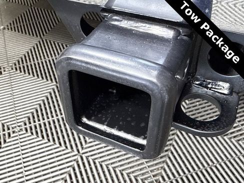 Used 2025 Chevrolet Silverado 1500 LT image 9