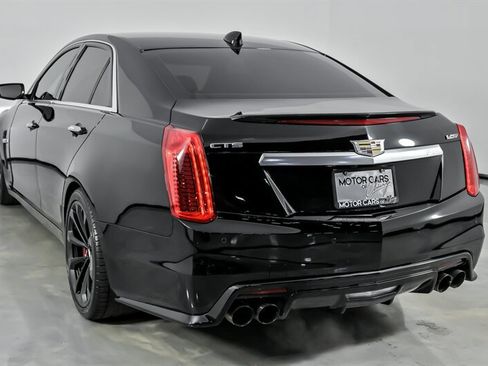 Used 2019 Cadillac CTS V image 10