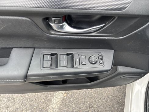 Used 2024 Honda CR-V EX image 17