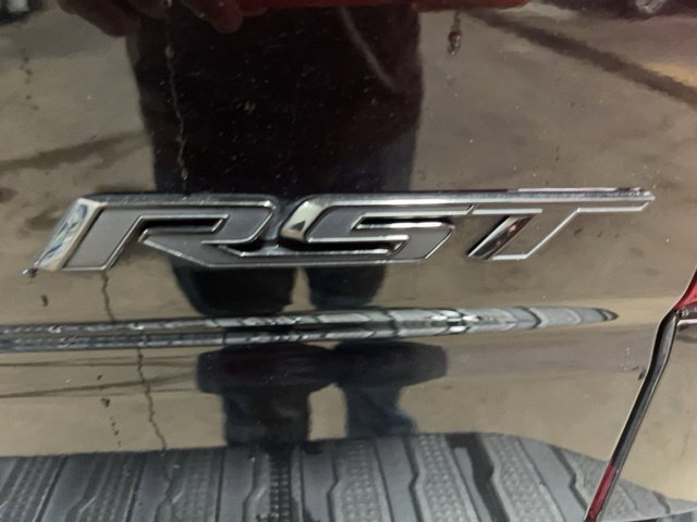Used 2022 Chevrolet Silverado 1500 RST w/ Redline Edition AWD/4WD image 30