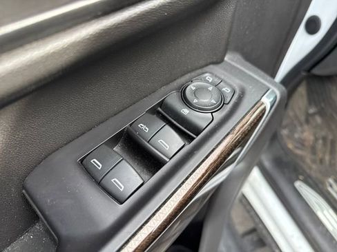 Used 2020 Chevrolet Silverado 1500 LT Trail Boss image 24