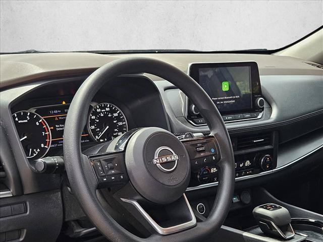Used 2023 Nissan Rogue SV FWD image 12