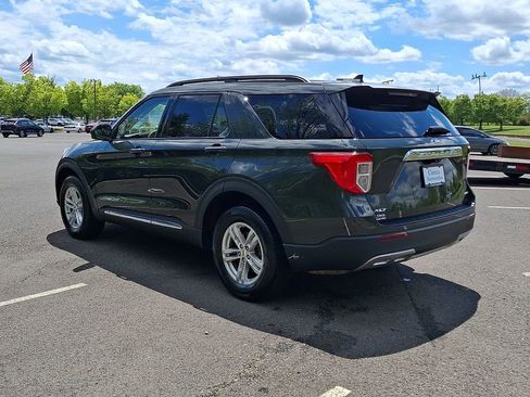 Certified 2022 Ford Explorer XLT w/ Equipment Group 202A AWD/4WD image 7