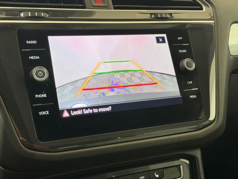 Used 2024 Volkswagen Tiguan S image 29