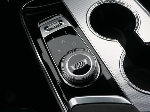 Certified 2024 Cadillac Lyriq Tech RWD image 24