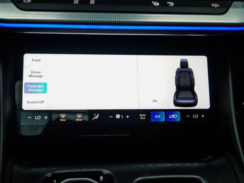 Used 2024 Jeep Wagoneer Launch Edition image 23