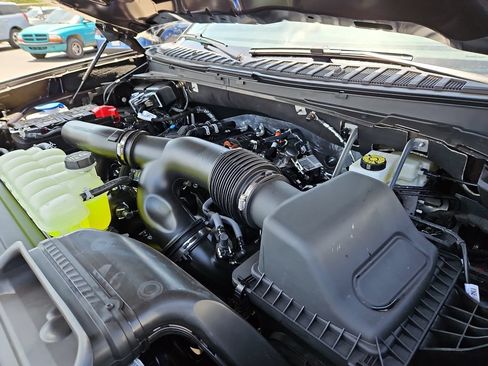 New 2027 Ford Expedition Active RWD image 15