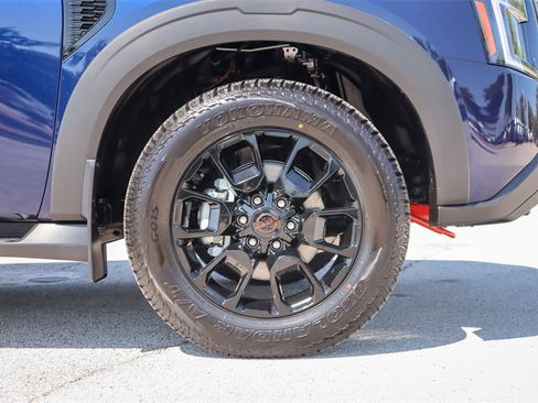 New 2025 Nissan Armada PRO-4X image 4