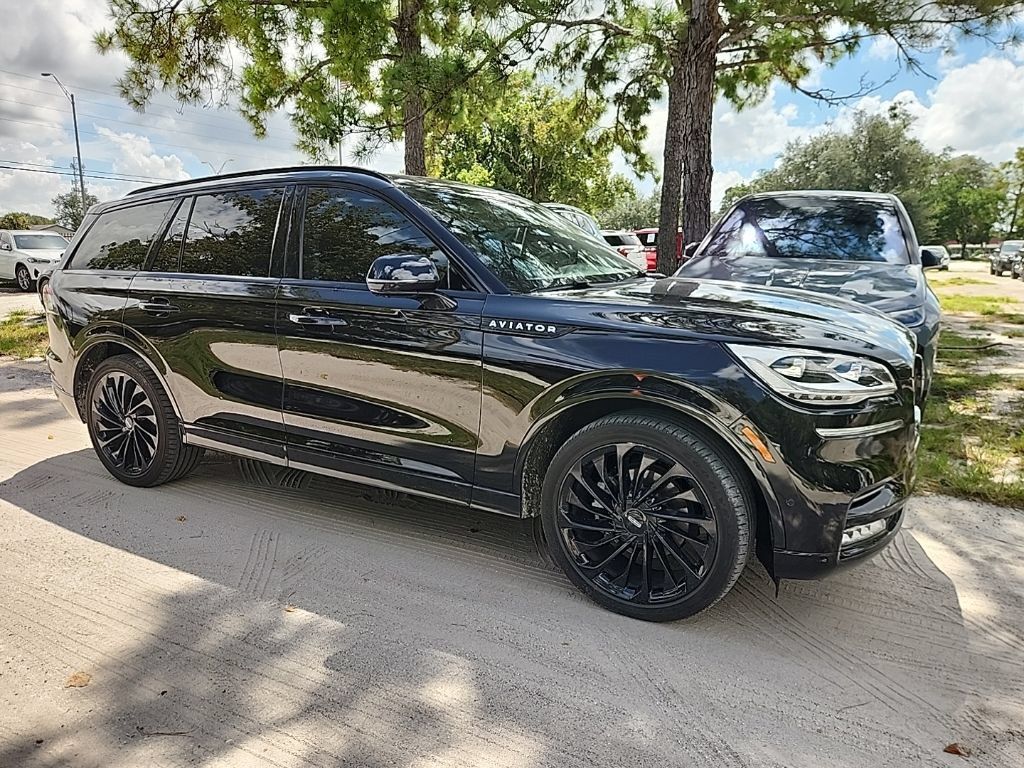 Used 2023 Lincoln Aviator Reserve w/ Equipment Group 201A AWD/4WD image 1