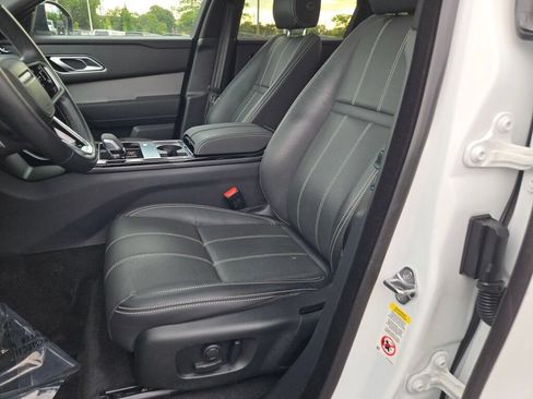 Used 2022 Land Rover Range Rover Velar R-Dynamic S AWD/4WD image 4