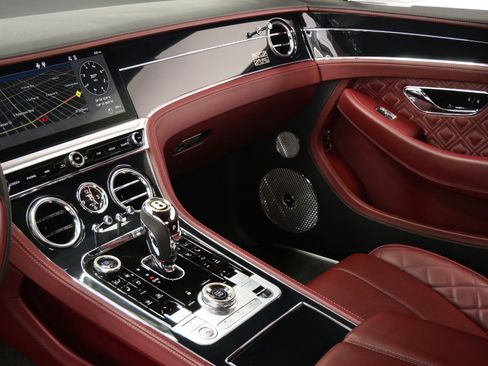 Used 2020 Bentley Continental GT V8 First Edition AWD/4WD image 27