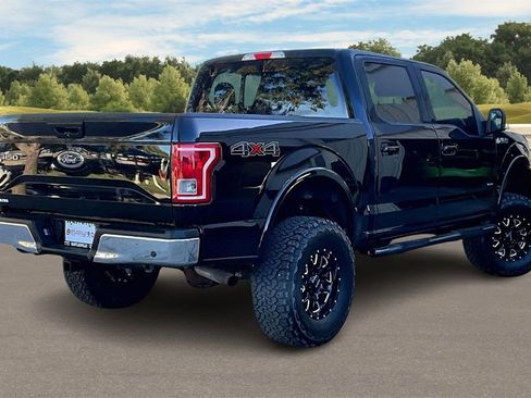 Used 2017 Ford F150 Lariat image 9