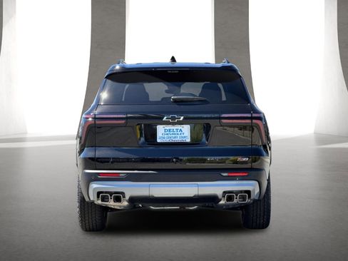New 2026 Chevrolet Traverse Z71 w/ Driver Confidence Package AWD/4WD image 5