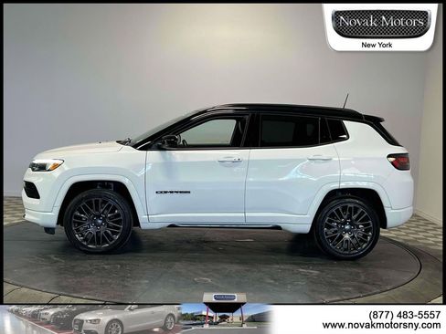 Used 2022 Jeep Compass High Altitude AWD/4WD image 5