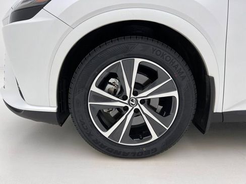 Used 2023 Lexus RX 350 Premium w/ Accessory Package AWD/4WD image 29