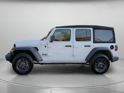 Used 2024 Jeep Wrangler Unlimited Sport AWD/4WD image 16
