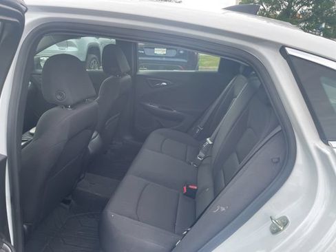 Used 2023 Chevrolet Malibu LS FWD image 7