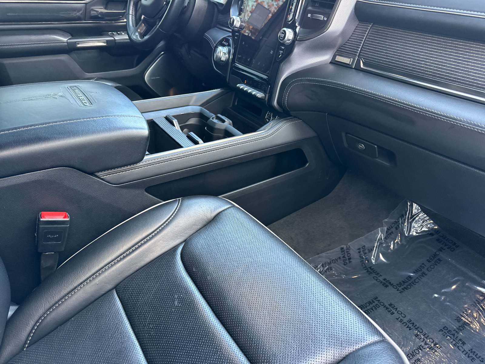 Used 2021 RAM 1500 Limited AWD/4WD image 17