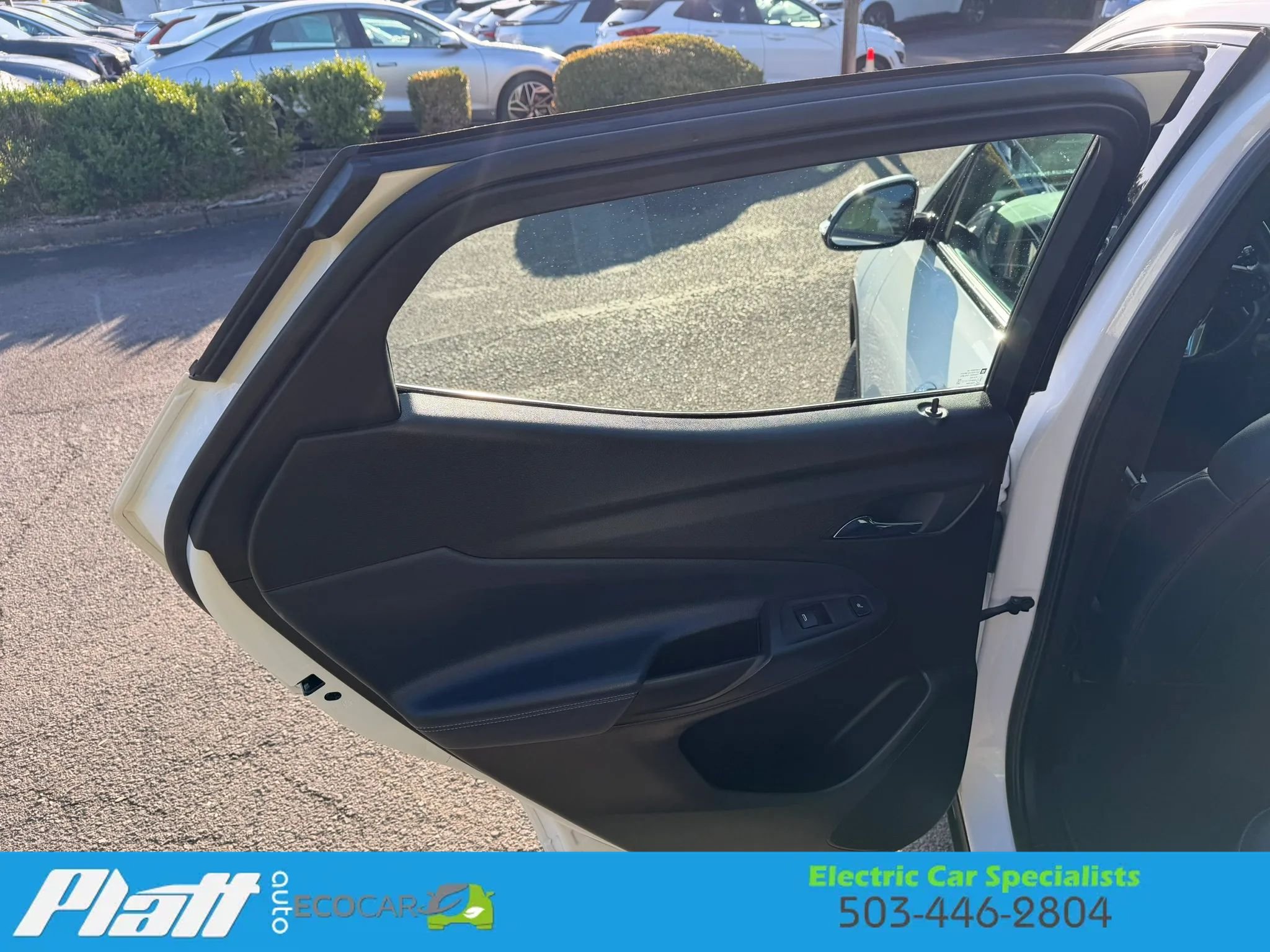 Used 2022 Chevrolet Bolt EUV Premier w/ Sun & Sound Package FWD image 35
