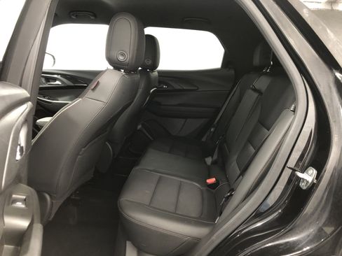 Used 2021 Chevrolet TrailBlazer RS w/ Technology Package image 10