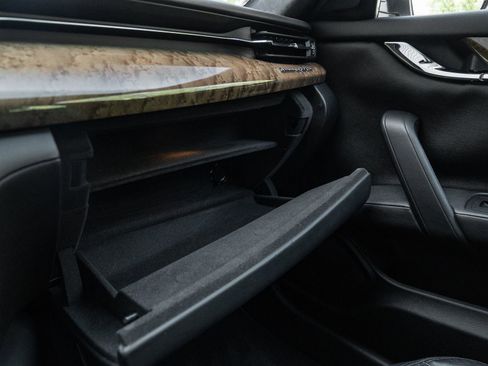 Used 2014 Maserati Quattroporte GTS image 40