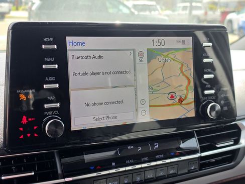 Used 2022 Toyota Sienna XLE w/ XLE Plus Package image 24