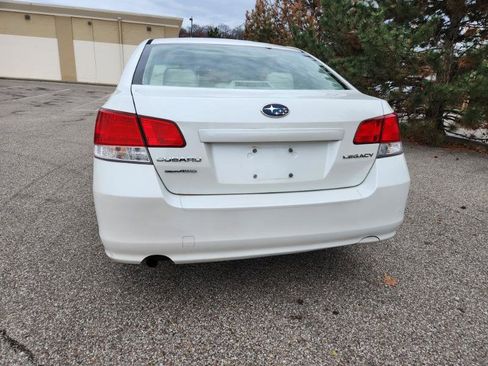 Used 2012 Subaru Legacy 2.5i image 9