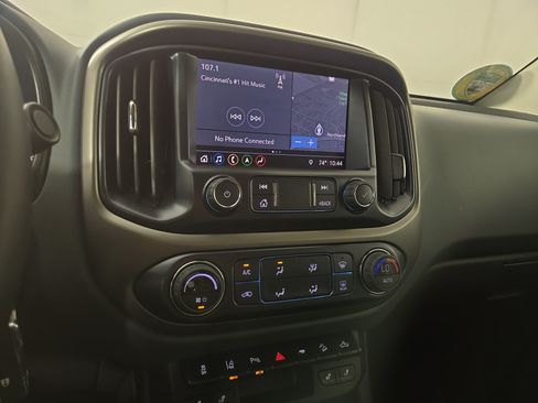 Used 2022 Chevrolet Colorado Z71 w/ Z71 Midnight Edition AWD/4WD image 21