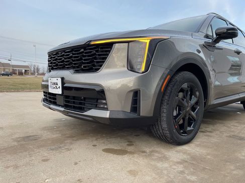 New 2026 Kia Sorento SX Prestige image 16