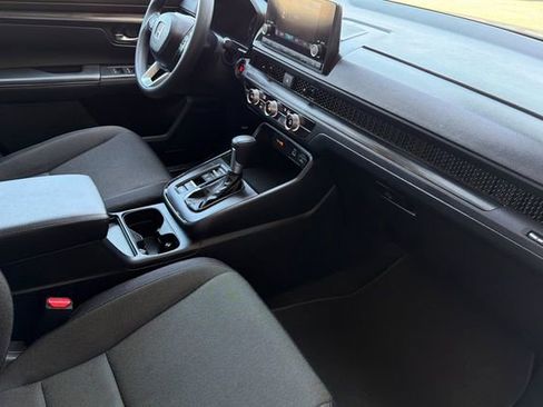 Used 2025 Honda CR-V LX image 18