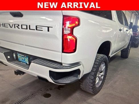 Used 2019 Chevrolet Silverado 1500 Custom w/ Trailering Package image 5