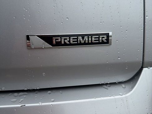 Used 2018 Chevrolet Traverse Premier w/ LPO, Floor Liner Package AWD/4WD image 19