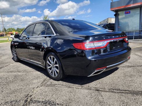 Used 2017 Lincoln Continental AWD w/ Equipment Group 500A image 4