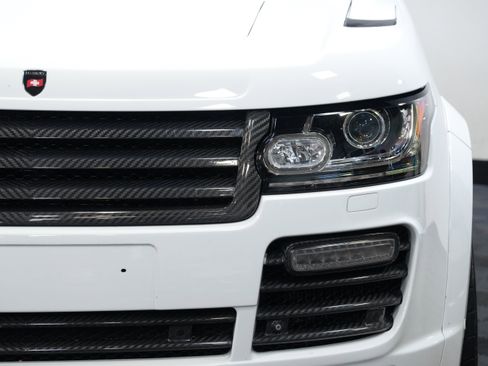 Used 2014 Land Rover Range Rover Supercharged image 10