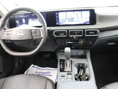 New 2026 Nissan Sentra SR w/ SR Premium Package image 9