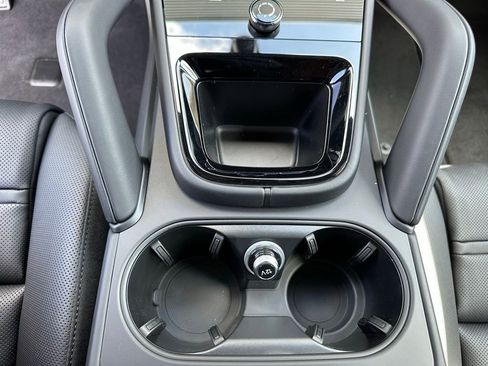 Certified 2025 Porsche Cayenne image 22