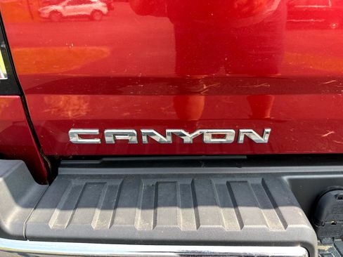 Used 2015 GMC Canyon SLT w/ Driver Alert Package image 15
