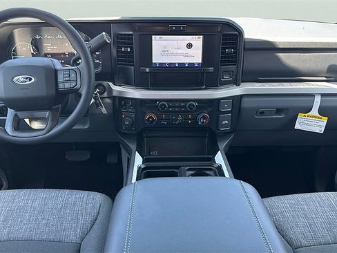 New 2025 Ford F250 XLT w/ 360-Degree Camera Package image 9