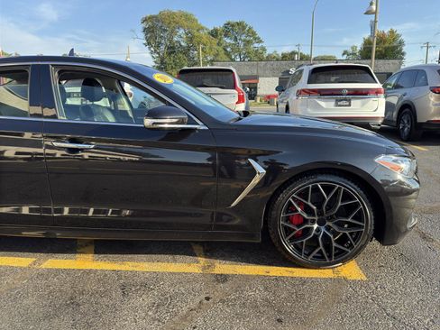 Used 2019 Genesis G70 2.0T Sport image 8
