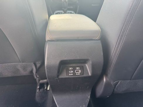 Used 2025 Subaru Crosstrek 2.5i Sport AWD/4WD image 13