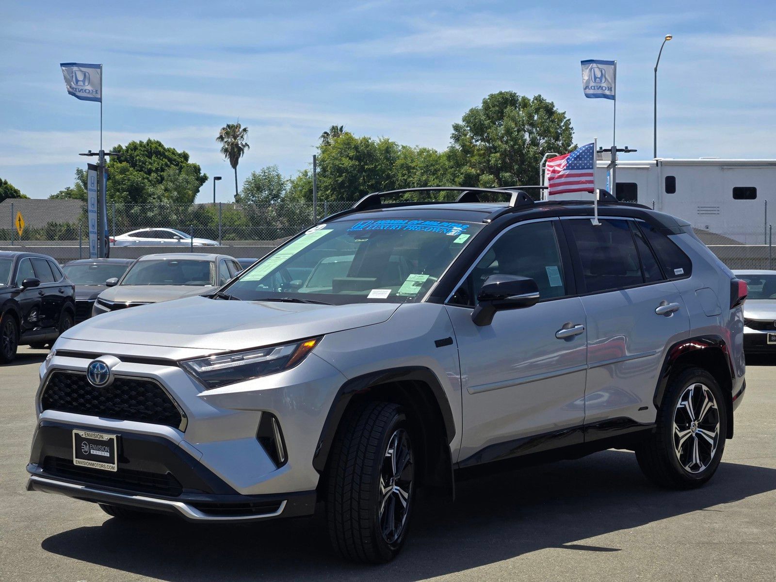 Used 2024 Toyota RAV4 XSE w/ Weather Package AWD/4WD image 3