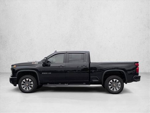 Used 2025 Chevrolet Silverado 2500 Custom w/ Custom Value Package AWD/4WD image 8