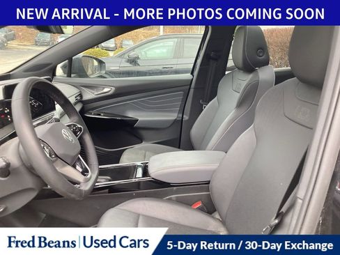 Used 2023 Volkswagen ID.4 Pro S Plus image 8